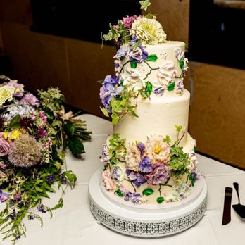 Bywater Bakery - Wedding cake - Cafes Near Me - New Orleans, Louisiana