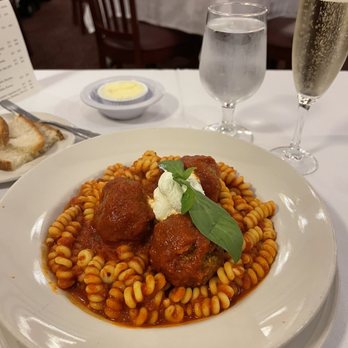 Sardi's - American Near Me - New York, New York Sardi's - American Near Me - New York, New York