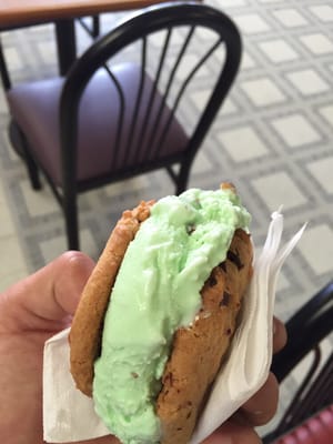 Helados La Azteca by null