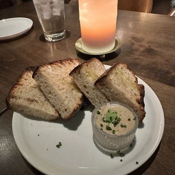 Wren & Wolf - Bread with truffle butter - Cocktail Bars Near Me - Phoenix, Arizona Wren & Wolf - Bread with truffle butter - Cocktail Bars Near Me - Phoenix, Arizona