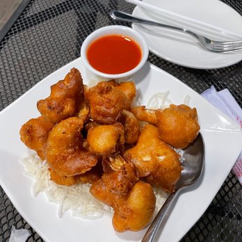 Veggie House - Spicy Buffalo Cauliflower - Vegan Near Me - Chicago, Illinois Veggie House - Spicy Buffalo Cauliflower - Vegan Near Me - Chicago, Illinois