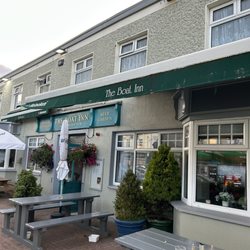 The Boat Inn - Exterior shot in July