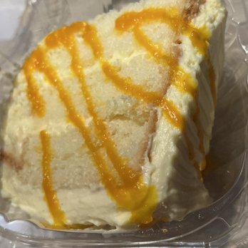 Gwenie's Pastries - Mango cake - Desserts Near Me - Rockville, Maryland Gwenie's Pastries - Mango cake - Desserts Near Me - Rockville, Maryland