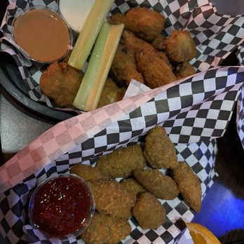 Marco Polo Bar & Grill - poppers - Dive Bars Near Me - Seattle, Washington Marco Polo Bar & Grill - poppers - Dive Bars Near Me - Seattle, Washington