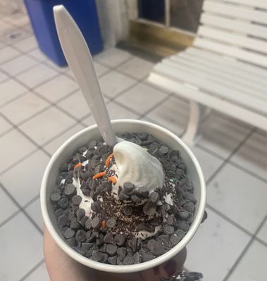 Whip'n Dip Ice Cream Shop by null