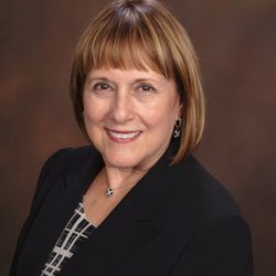 Linda Sierra, DDS - Pasadena dentist Dr. Linda Sierra at Sierra Family and Cosmetic Dentistry