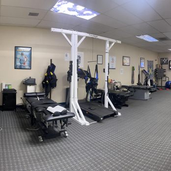 Heuser Chiropractic Health and Auto Accident Recovery Center - Chiropractors Near Me - Colorado Springs, Colorado Heuser Chiropractic Health and Auto Accident Recovery Center - Chiropractors Near Me - Colorado Springs, Colorado