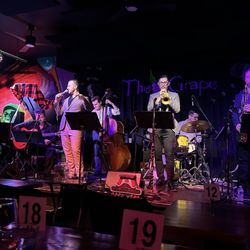 The Grape - Great jazz venue in downtown Ventura. Massive drink menu. A very good Mint Julep, properly mixed