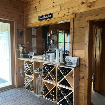 50 West Vineyards - Food pickup - Wineries Near Me - Middleburg, Virginia 50 West Vineyards - Food pickup - Wineries Near Me - Middleburg, Virginia