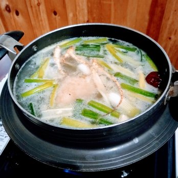 Apkujung Restaurant - The ginseng chicken soup broth - 1 of 3 parts of the chicken congee set - Korean Near Me - North York, Ontario Apkujung Restaurant - The ginseng chicken soup broth - 1 of 3 parts of the chicken congee set - Korean Near Me - North York, Ontario