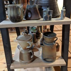 Ton Pottery