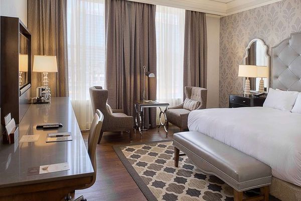 St. Louis Union Station Hotel, Curio Collection by Hilton by null