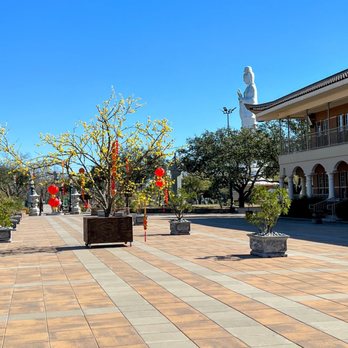 Vietnamese Buddhist Center - Beautiful grounds - Buddhist Temples Near Me - Sugar Land, Texas