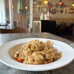 Living Thai - Drunken Noodle