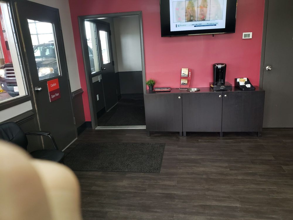 JIFFY LUBE Updated May 2024 20 Reviews 7002 Mechanicsville