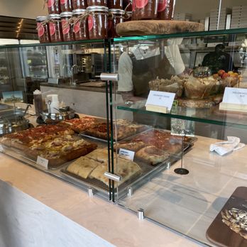 Il Parco - Front food display - Cafes Near Me - San Francisco, California Il Parco - Front food display - Cafes Near Me - San Francisco, California