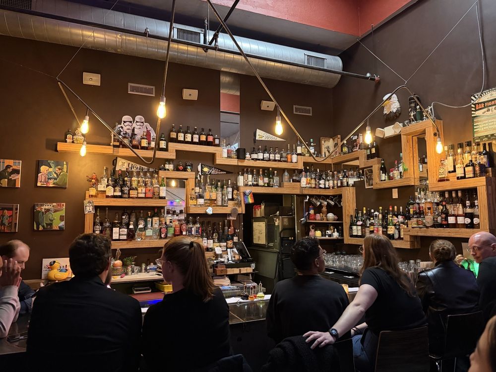 Social spots from backbar