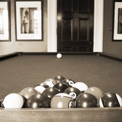 The Belvedere Inn - Billiards Anyone??