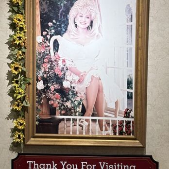 Dolly Parton’s Stampede - Ms. Dolly herself! - Performing Arts Near Me - Branson, Missouri