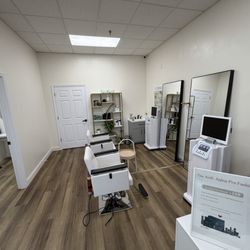 Relux Head Spa - Where they check your scalp and blow dry your hair
