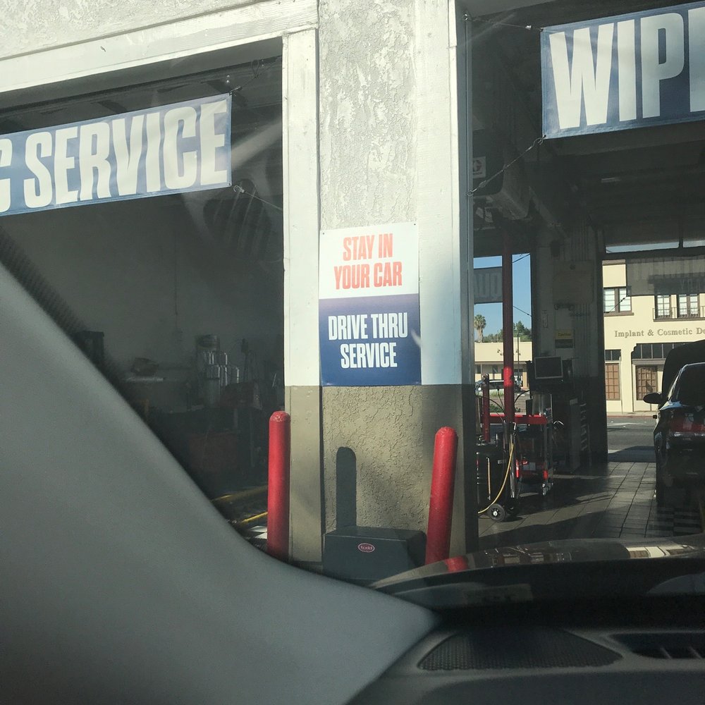 Jiffy Lube Oil Change - Drive thru service. This will be interesting. - Auto Repair Near Me - Pasadena, California Jiffy Lube Oil Change - Drive thru service. This will be interesting. - Auto Repair Near Me - Pasadena, California