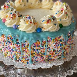 For the Love of Sprinkles - Cakes, cupcakes and Ice cream