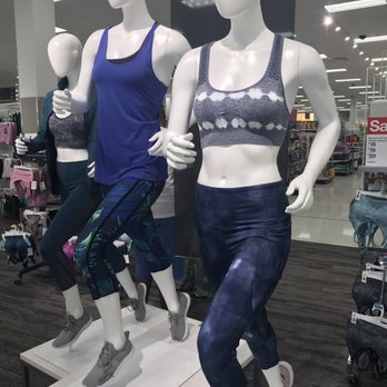 Target - Woman's Workout clothes - Department Stores Near Me - Lakewood, California