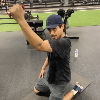 EōS Fitness - Hubby poo - Gyms Near Me - Mesa, Arizona