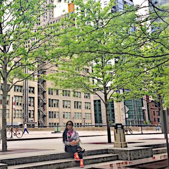 Pioneer Court - Landmarks & Historical Buildings Near Me - Chicago, Illinois