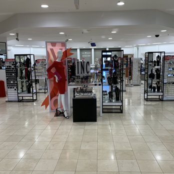 Macy's - Men's Clothing Near Me - Newark, Delaware