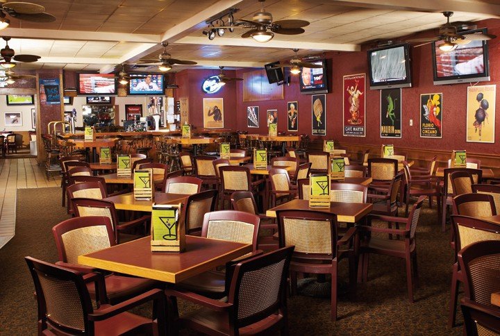 Edelweiss Sports Bar & Grill - Photo 2