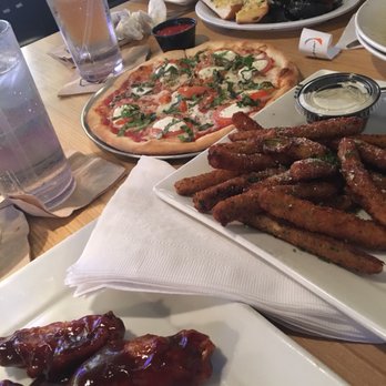Al's Pizza - Pizza Near Me - Jacksonville, Florida Al's Pizza - Pizza Near Me - Jacksonville, Florida