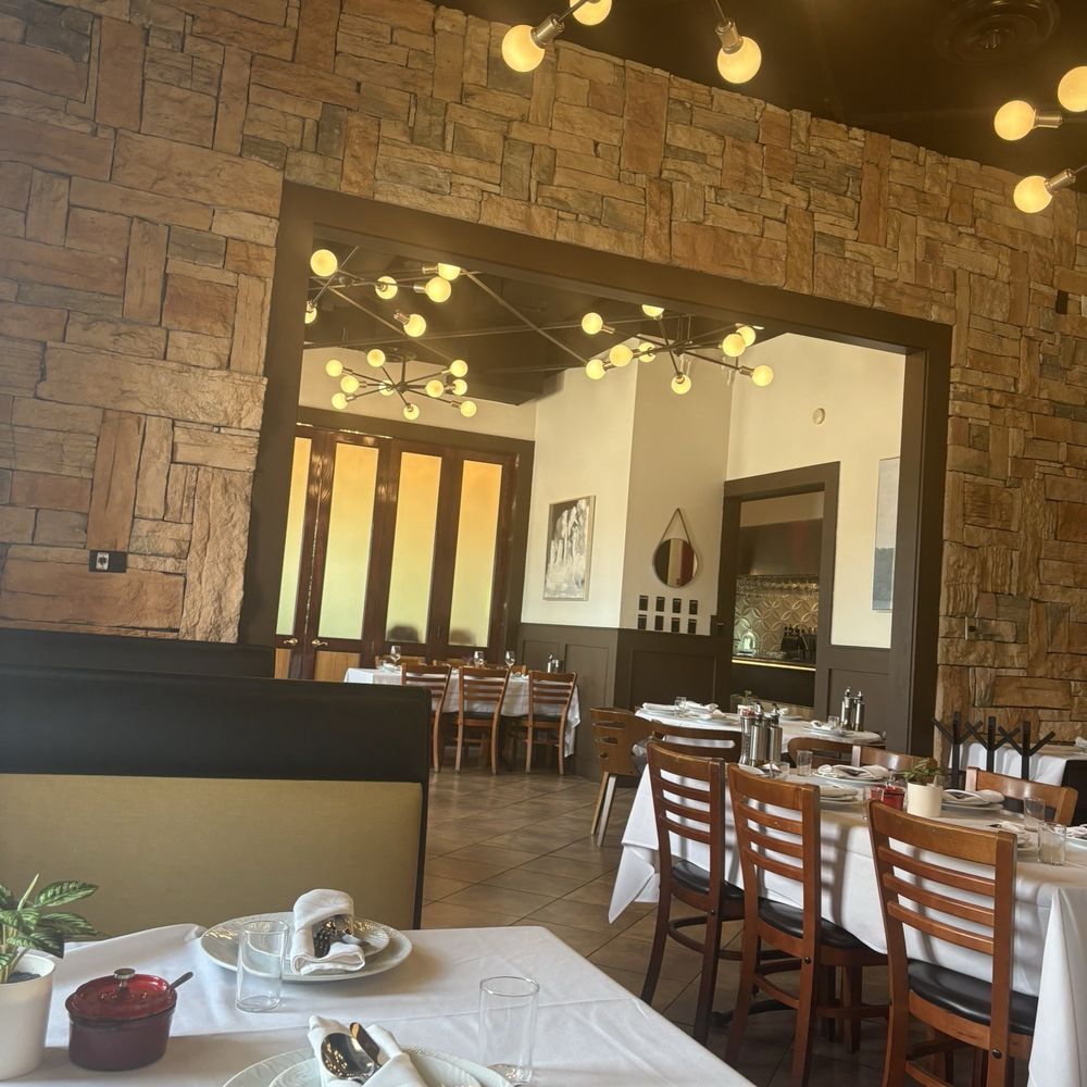 Casa Pollastro - Interior - Brazilian Near Me - Dallas, Texas Casa Pollastro - Interior - Brazilian Near Me - Dallas, Texas