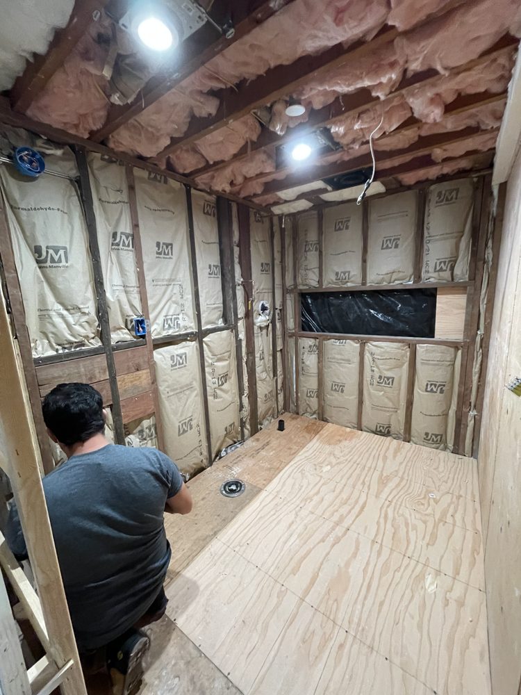 Slide of R7 Construction