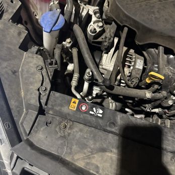 Firestone Complete Auto Care - Open Freon port - Tires Near Me - Glendale, Arizona