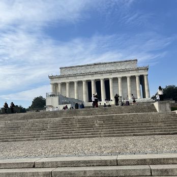 Lincoln Memorial - Steps to the Lincoln - Landmarks & Historical Buildings Near Me - Washington, DC, District of Columbia Lincoln Memorial - Steps to the Lincoln - Landmarks & Historical Buildings Near Me - Washington, DC, District of Columbia