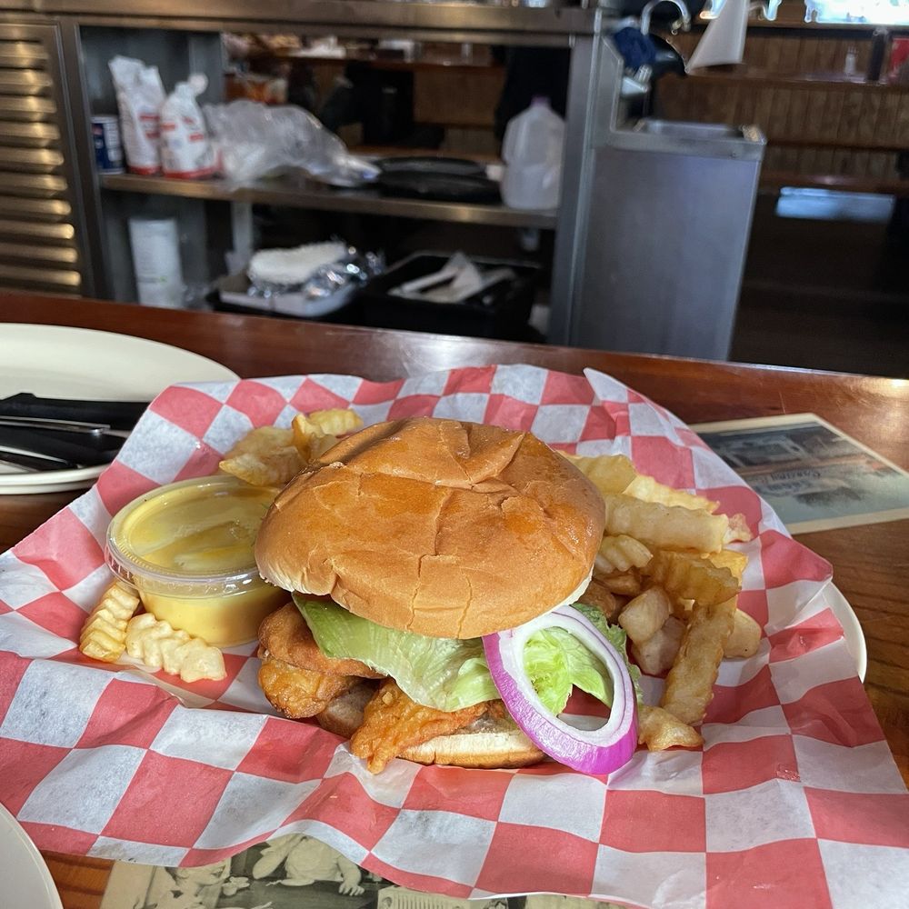 Shorty's BBQ - Fried chicken Sandwich. - Southern Near Me - Miami, Florida Shorty's BBQ - Fried chicken Sandwich. - Southern Near Me - Miami, Florida
