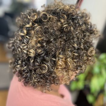 Pierre Sutton Hair Designs - Highlight with shadow root and rod set - Hair Extensions Near Me Pierre Sutton Hair Designs - Highlight with shadow root and rod set - Hair Extensions Near Me