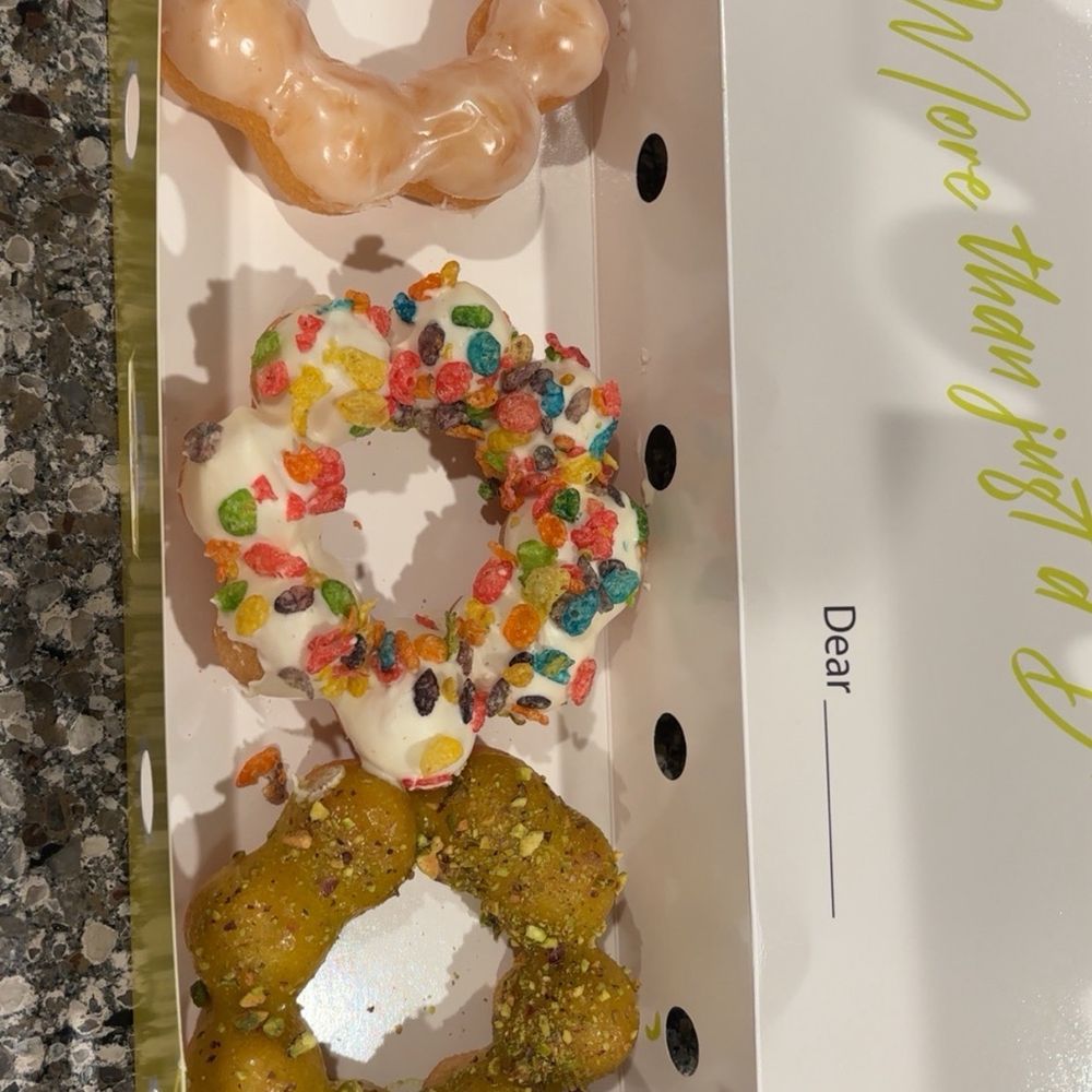 Original glazed, Fruity Pebbles, Pistachio