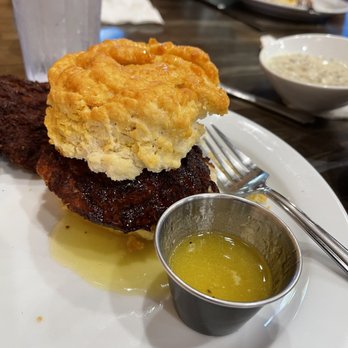 Mi Amiche - Honey I'm home biscuit.. the honey butter is DELICIOUS - Italian Near Me - Mooresville, North Carolina Mi Amiche - Honey I'm home biscuit.. the honey butter is DELICIOUS - Italian Near Me - Mooresville, North Carolina