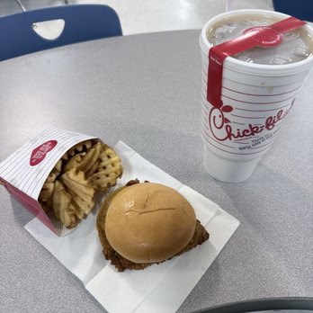 Chick-Fil-A - Chick-fil-A Chicken Sandwich meal - Fast Food Near Me - Dartmouth, Massachusetts