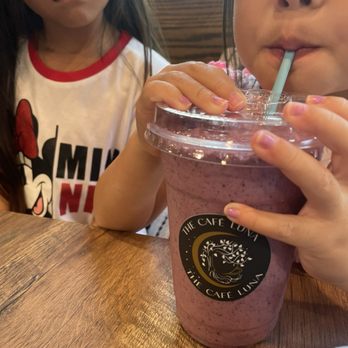 The Cafe Luna - Very berry smoothie - Coffee & Tea Near Me - New Providence, New Jersey The Cafe Luna - Very berry smoothie - Coffee & Tea Near Me - New Providence, New Jersey