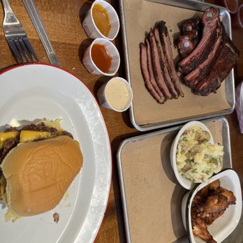 Sloppy Mama's BBQ - Barbeque Near Me - Arlington, Virginia Sloppy Mama's BBQ - Barbeque Near Me - Arlington, Virginia