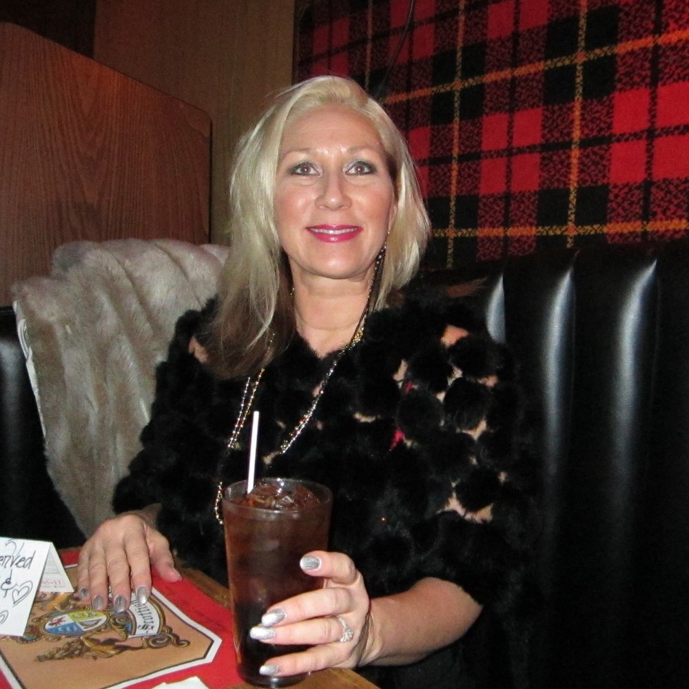 Scottish Inn - Tami with a BIG Captain and Coke. - Dive Bars Near Me - Saginaw, Michigan Scottish Inn - Tami with a BIG Captain and Coke. - Dive Bars Near Me - Saginaw, Michigan