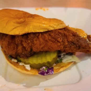 Dave's Hot Chicken - Chicken Shop Near Me - Wayne, New Jersey