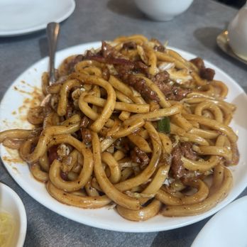 Prince Dumpling - Black Pepper Beef Stir-Fried Udon - Dim Sum Near Me - Rosemead, California Prince Dumpling - Black Pepper Beef Stir-Fried Udon - Dim Sum Near Me - Rosemead, California