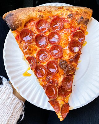 Pizza Toni - Saint Viateur by null