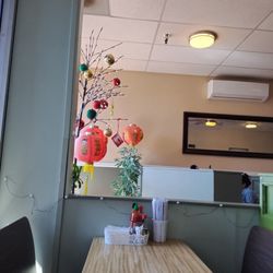 Saigon Cafe - Dining area