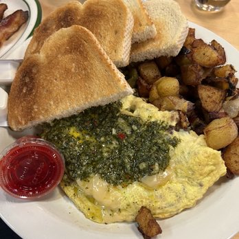 Michael David Winery - Omlet - Wine Tasting Room Near Me - Lodi, California