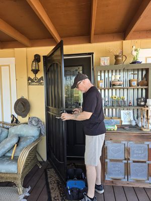 Residential and Commercial Locksmith Services - We rely on our locks and keys to keep us safe and protected. Unfortunately, sometimes they do their job too well! Lost keys and damaged locks can leave us standing on the wrong side of the door with no way in. If you run into this situation, the best thing you can do is call a reliable mobile locksmith near Payson, AZ. AA Affordable Locksmith will answer the call and make sure your door is unlocked, with you back on the right side of it as soon as possible. Count on us to cut keys, repair damaged locks, replace failing locks and more.